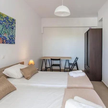 Hillside Seaview Apartment