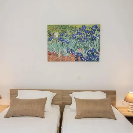 Apartment Hillside Seaview *