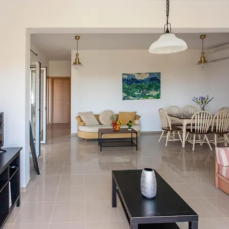 Hillside Seaview ستالوس